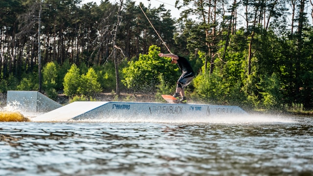 WakePark Giżycko narty wodne